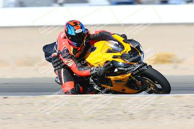 media/Jan-08-2022-SoCal Trackdays (Sat) [[1ec2777125]]/Turn 15 Inside (950am)/